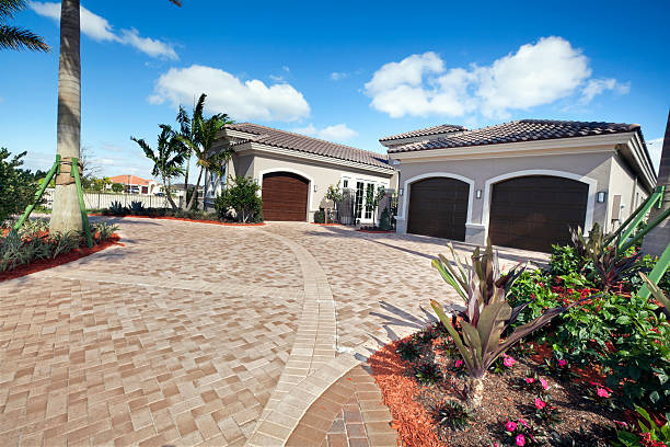 Best Professional Driveway Pavers  in Dravosburg, PA